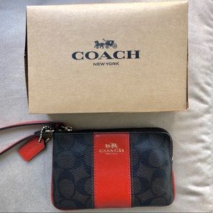 Gently used C O A C H wristlet